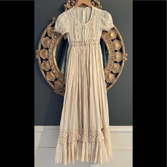 Vintage 1970s Crochet Embellished Prairie Country Wedding  Dress SZ S - Picture 5 of 15